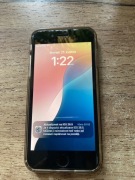 Telefon Apple iPhone SE 2022 RED 84% 64 GB