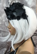 Kapelusik elegancki damski/ opaska na włosy ozdobna w kolorze czarnym, 