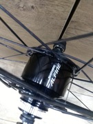 Shimano alfine koło 28cali z prądnicą pod hamulec tarczowy 