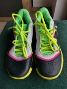Buty sportowe znanej firmy,roz. 36.5 okazja  30zl