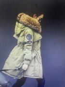 Bardzo ciepła kurtka parka khaki z naturalnym jenotem rozmiar M/L