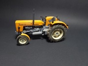 Ursus C-360 skala 1:43 (kultowe traktory PRL) 