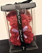 Przepiękny miś z róż w kolorze bordowym  