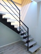 Balustrada wewnętrzna-zewnętrzna-schodowa-szklana