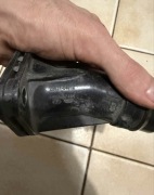 KRÓCIEC WODY 25631-04012 CEED III I30 III 1.0B