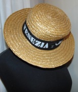 Venezia.  Słomkowy letni kapelusz  61