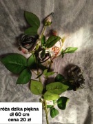 Sztuczna róża piękna jak żywa