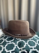 Brązowy kapelusz kapelusik r. 55