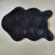 DYWANIK SZTUCZNA SKÓRA 60X80 CZARNY