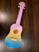 Gitara, ukulele dziecięce - jak nowe / nietrafiony prezent