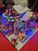 Ręcznie składany domek świąteczny z oświetleniem LED