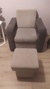 Zestaw mebli wypoczynkowych: sofa, 2 fotele i pufa