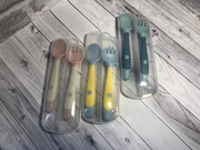 Dziecięca łyżka i widelec w pudełku – elastyk, zestaw podróżn, różne kolory