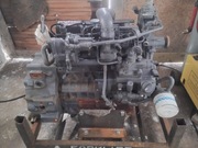 Silnik Kubota V2403, 4 cylindrowy 49KM