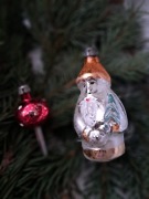 Para starych bombek z minionej epoki PRL