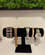 Stojak na zegarki i bransoletki