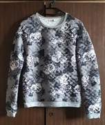 Szara bluza w róże Bershka XS/34