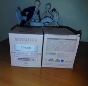 Sensitive cream ,vitamina K