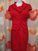 Sprzedam czerwona sukienke z żakietem rozm .M -54 zł