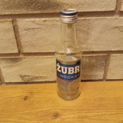 Pusta  200 ml  butelka po wódce Żubr