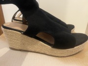 Espadryle na koturnie Anna Field (Czarny Zamsz)