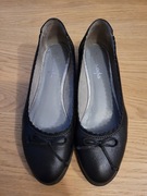 Buty na koturnie Maciejka czarne