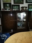 Krdens, witryna, biblioteczka