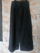152cm H&M szerokie spodnie o wyglądzie jeansów 