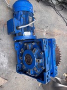 Motoreduktor VELA STM 1,1 kW + przekładnia ślimakowa + koło zębate | 400V