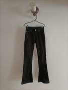 Czarne spodnie sztruksowe dzwony Dobler 34 – klasyczne, eleganckie