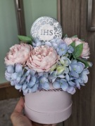 Pierwsza komunia święta prezent pamiątka flower box sztuczne kwiaty