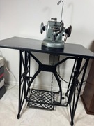 Kuśnierska maszyna marki PFAFF do skór, futer, vintage / loft