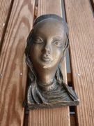 Figurka Matki Bożej 