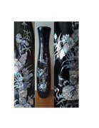 wazon z laki antyk inkrustowany masą perłową bogato zdobiony