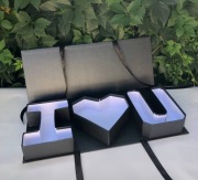 Stylowe i eleganckie pudełko "I Love You” flower box