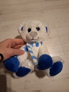 Maskotka Przytulanka biały zimowy miś w szaliczku śliczne błękitne oczka 