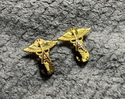 Przypinka - US Army - Branch Insignia, Officer - Medical Administrative Cor