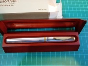 Pióro kulkowe Kyocera Ceramic model KB-20wn SL, Japonia, górna półka.