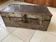 Walizka stara stalowa