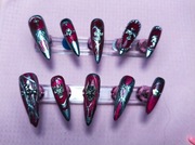 Paznokcie press on, tipsy