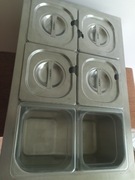 Bemar z pojemnikami i pokrywkami