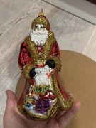 Mikołaj ręcznie malowany szklany z prezentami 18 cm