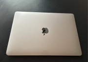 Sprzedam MacBook Air – świetny stan 