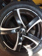 Komplet kół 17 cali, czujniki ciśnienia, nowe opony 