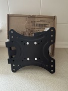 MOUNTY TV MY157 Uchwyt ścienny vesa TV 200 x 200