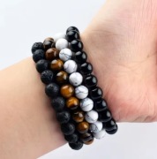 Komplet 4 bransoletek męskich z kamieni naturalnych – nowy