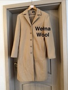 Wełniany płaszcz w kolorze camel,r.40