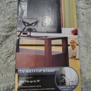 Pasy zabezpieczające telewizor 