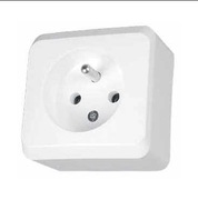 PRIMA GNIAZDKO POJEDYŃCZE Z/U BIAŁY NAŚCIENNE