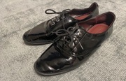 Zara czarne oksfordki buty jesień eleganckie wiązane modne 36 lakierowane